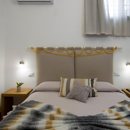טראסיני Capo Rama Suites & Rooms מראה חיצוני תמונה