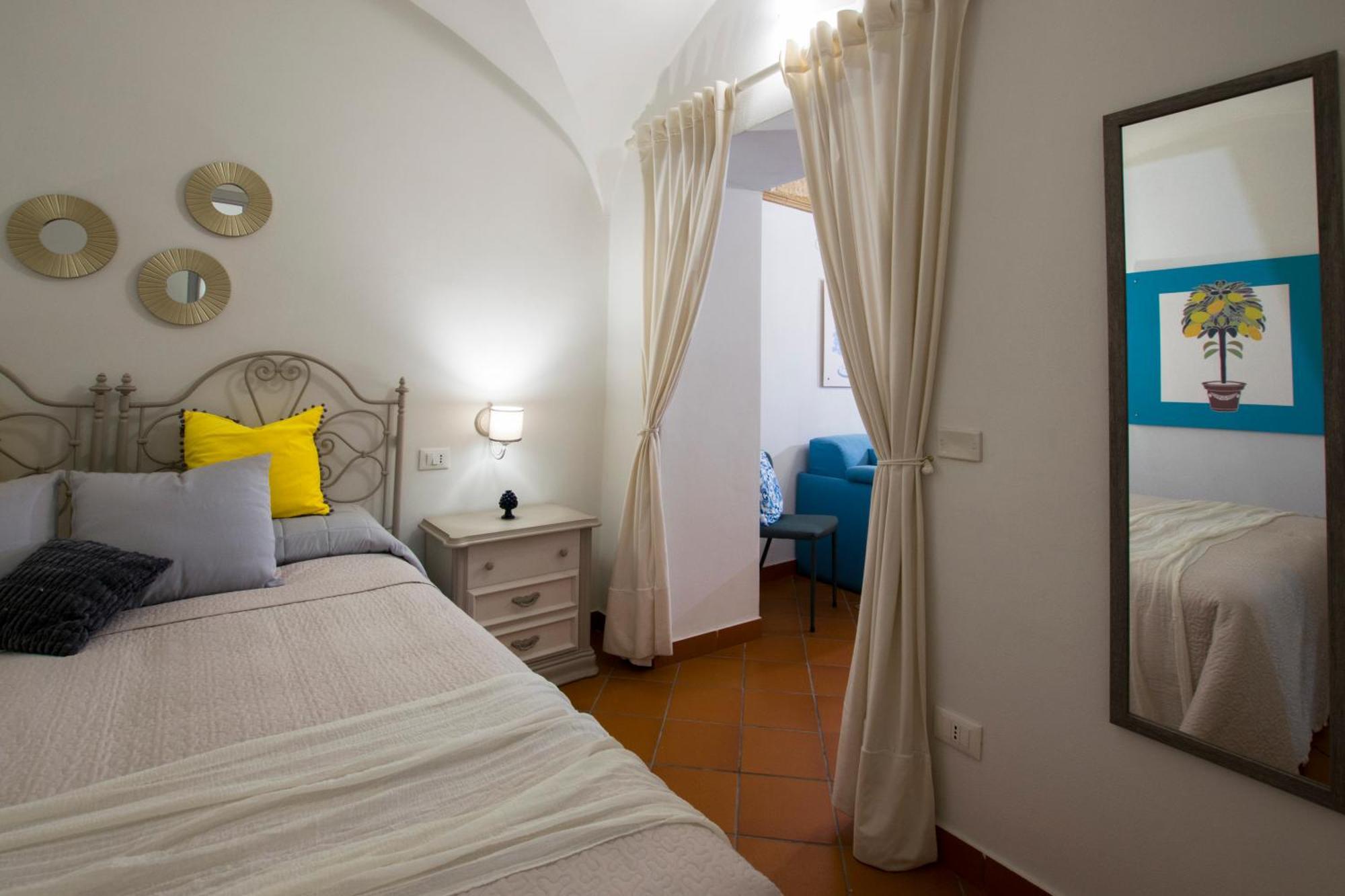 טראסיני Capo Rama Suites & Rooms מראה חיצוני תמונה