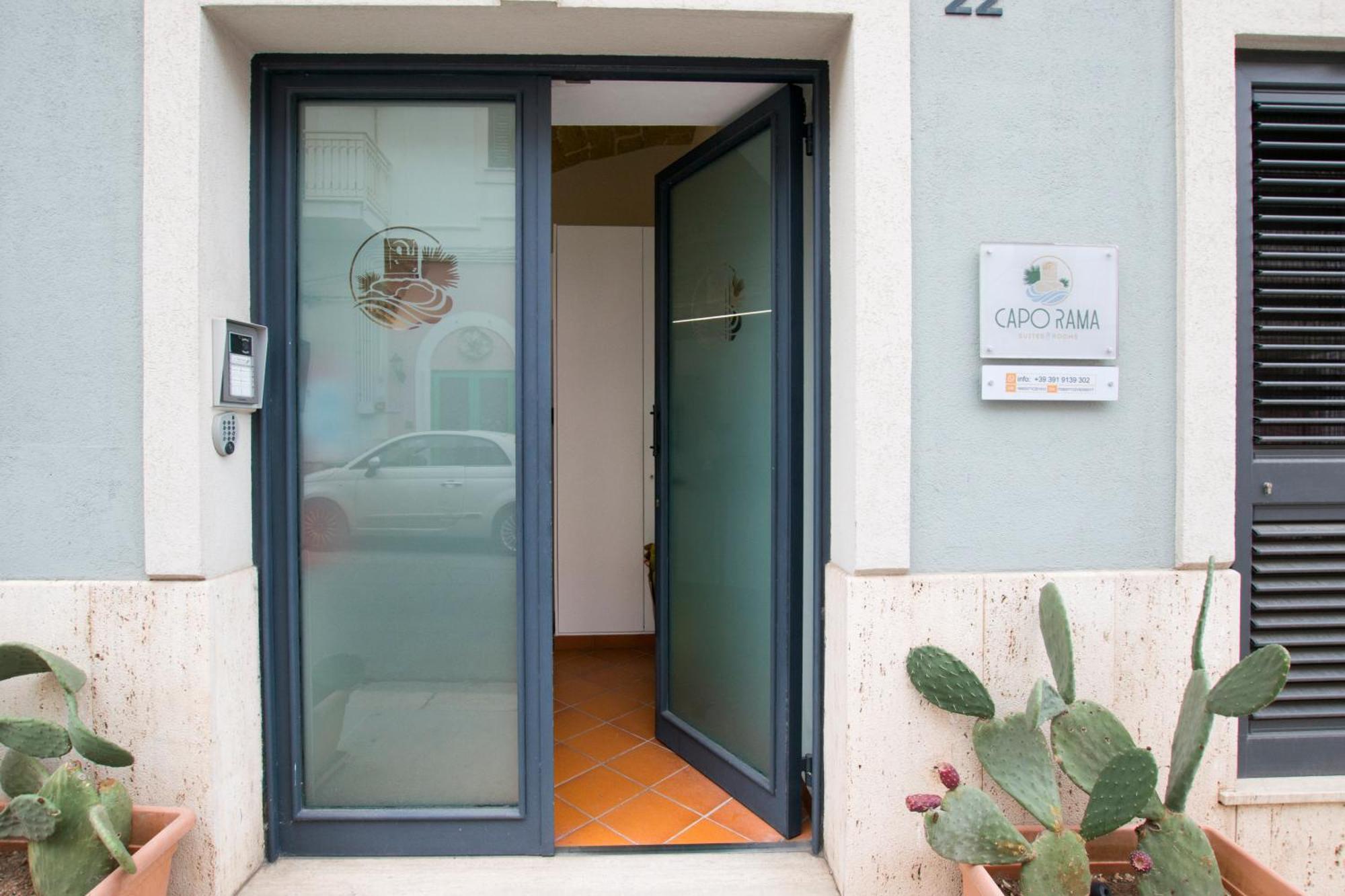 טראסיני Capo Rama Suites & Rooms מראה חיצוני תמונה